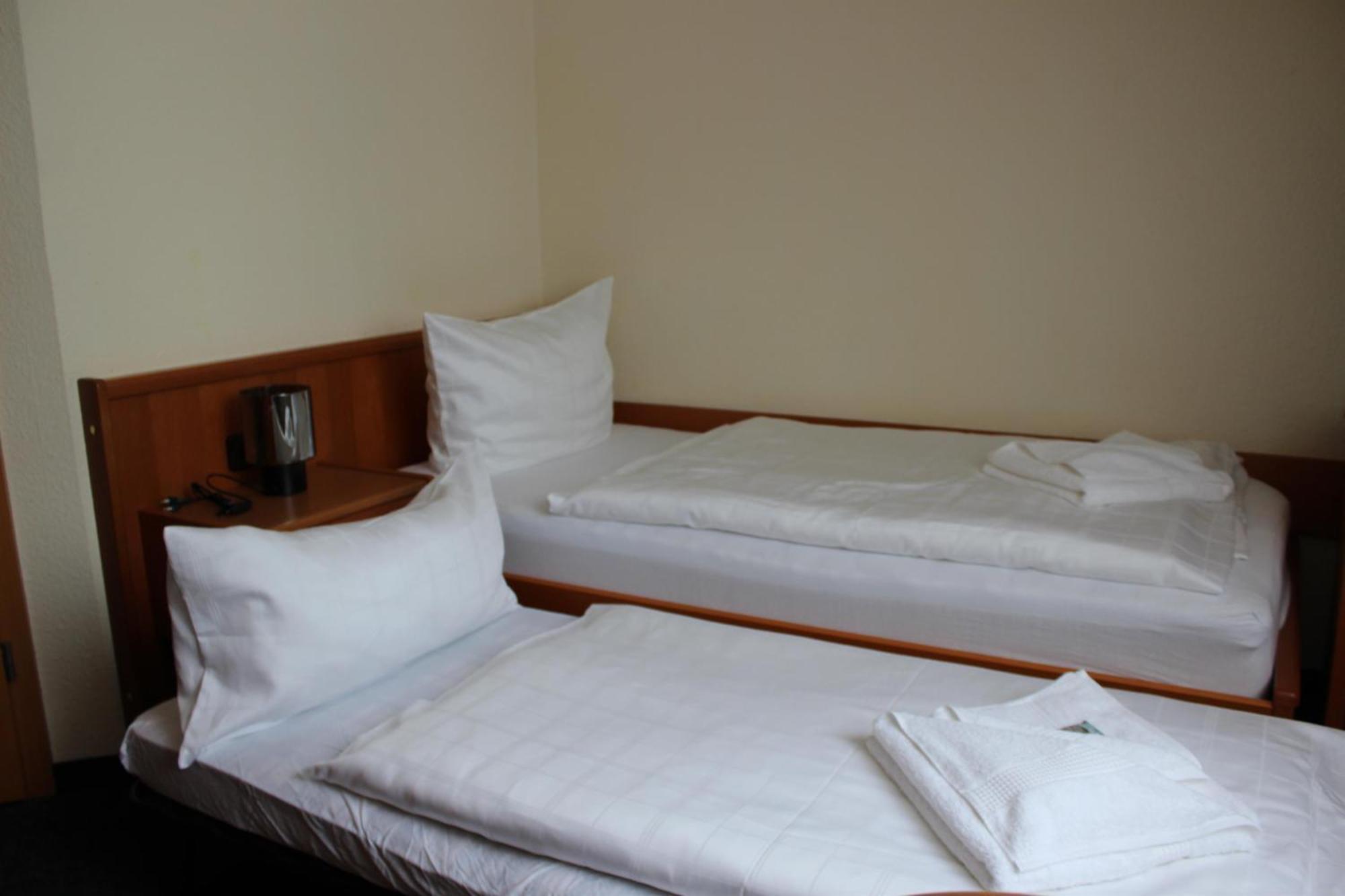 Hotel Saechsisches Haus Berggiesshubel Bagian luar foto